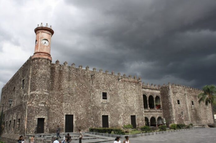 El Palacio de Cortés se terminó de construir en 1535. INAH
