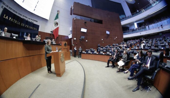 Blanca Lilia Ibarra Cadena presidenta del INAI presenta ante el Pleno del Senado su informe de labores correspondiente a 2022, el 23 Marzo 2023. SENADO DE LA REPÚBLICA