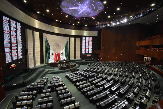 Sala de Sesiones de la Cámara de Diputados. Foto Luis Castillo / Archivo